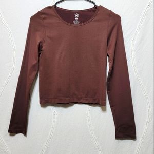 Aura Active cropped long sleeve top Size med/large